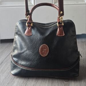 CRISAN Vintage Leather Handbag – Black Doctor Bag Style w/ Gold Metal